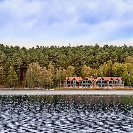 Resort Przystan Knezka I Wino