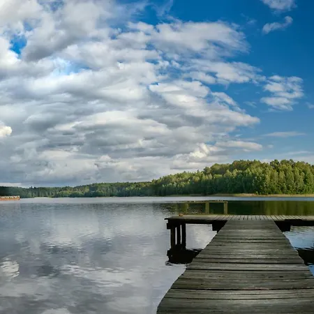 Resort Przystan Knezka I Wino