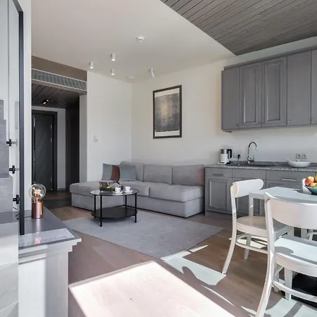 Przystan Knezka I Wino Resort *