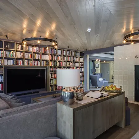 Przystan Knezka I Wino