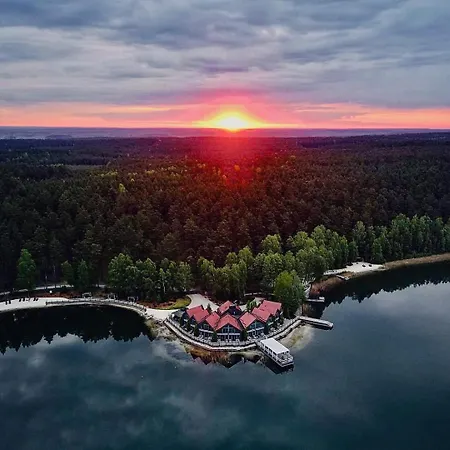 Resort Przystan Knezka I Wino Wygonin