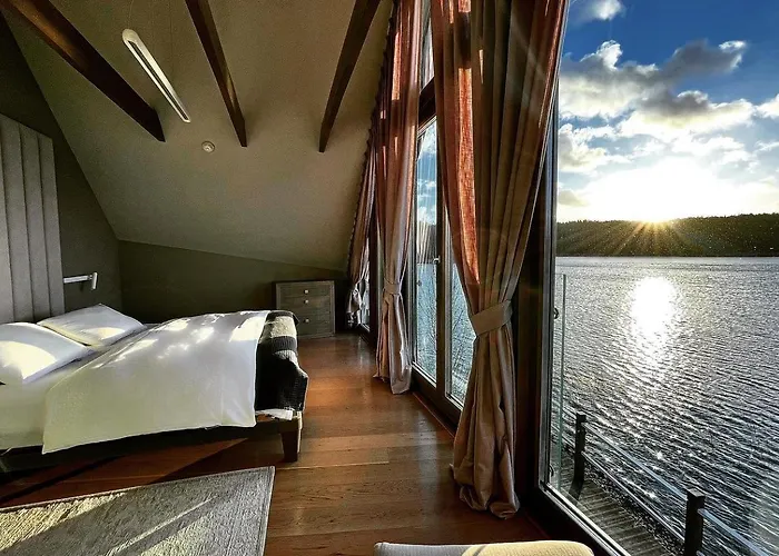 Przystan Knezka I Wino *