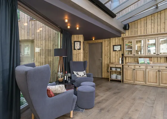 Resort Przystan Knezka I Wino *