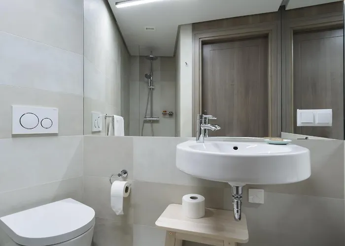 Przystan Knezka I Wino Resort Wygonin