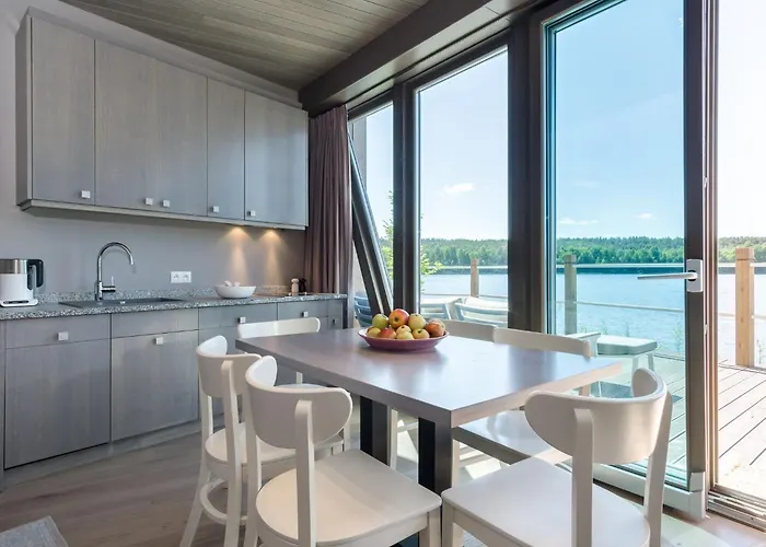 Przystan Knezka I Wino *