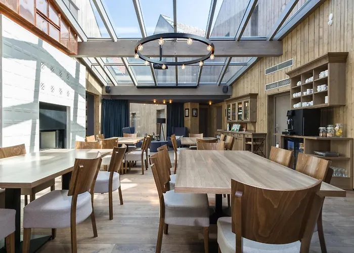 Przystan Knezka I Wino Resort *